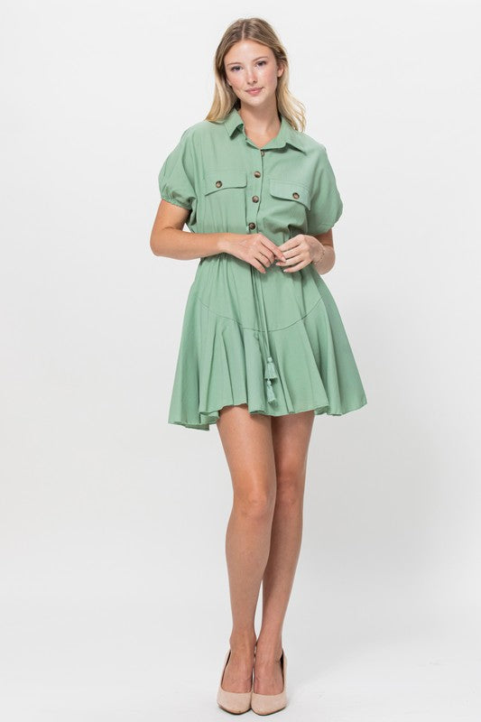 Collared short ruffle dress